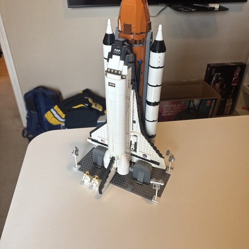 Lego creator space - space, shuttle